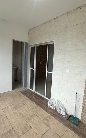Casa para alugar com 70m², 2 quartos e sem vaga Casa para alugar com 70m², 2 quartos e sem vagaVaranda da Sala