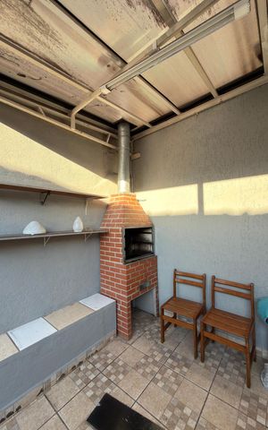 Casa à venda com 178m², 4 quartos e 1 vaga Casa à venda com 178m², 4 quartos e 1 vagaEspaço Gourmet