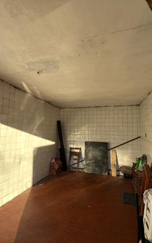 Casa à venda com 178m², 4 quartos e 1 vaga Casa à venda com 178m², 4 quartos e 1 vagaGaragem