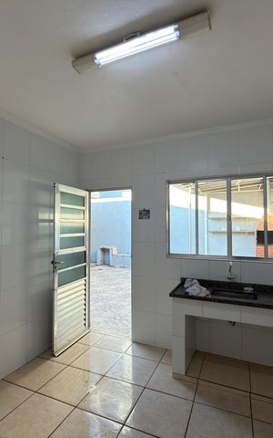 Casa à venda com 178m², 4 quartos e 1 vaga Casa à venda com 178m², 4 quartos e 1 vagaCozinha 1