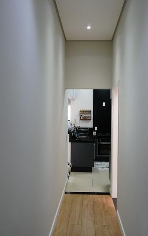 Casa à venda com 156m², 3 quartos e 2 vagasCorredor