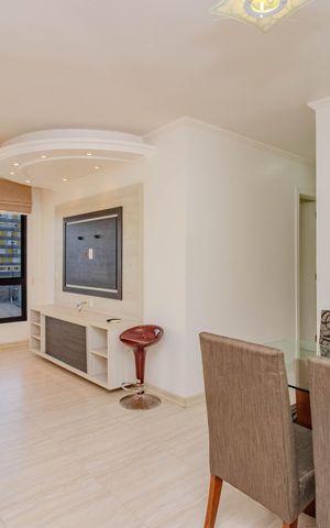 Apartamento para alugar com 124m², 3 quartos e 1 vaga Apartamento para alugar com 124m², 3 quartos e 1 vagaSala