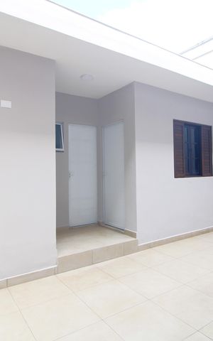 Casa para alugar com 200m², 3 quartos e 4 vagasEdícula