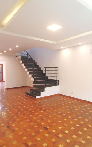 Casa para alugar com 200m², 3 quartos e 4 vagasSala 1