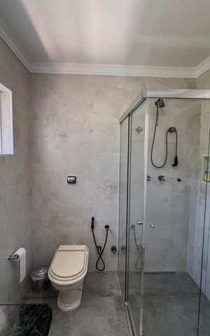 Casa de condomínio para alugar com 1200m², 3 quartos e 4 vagas