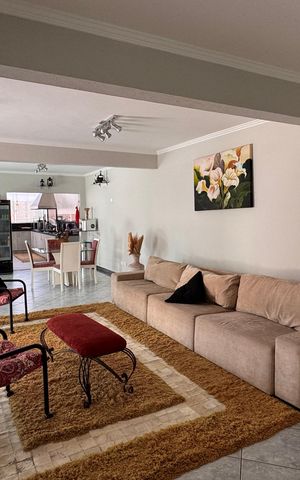 Casa de condomínio para alugar com 1200m², 3 quartos e 4 vagas