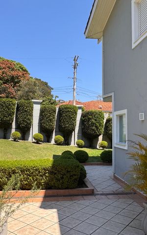 Casa de condomínio para alugar com 1200m², 3 quartos e 4 vagas