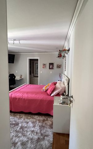 Casa de condomínio para alugar com 1200m², 3 quartos e 4 vagas