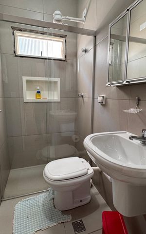 Casa de condomínio para alugar com 1200m², 3 quartos e 4 vagas