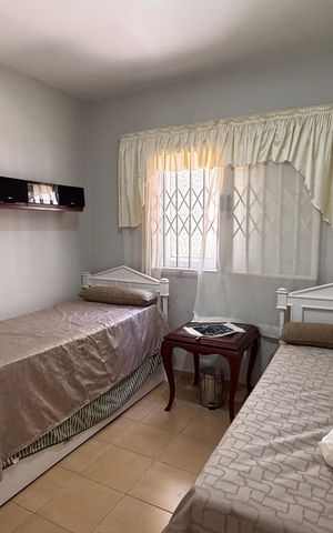 Casa de condomínio para alugar com 1200m², 3 quartos e 4 vagas