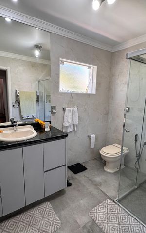 Casa de condomínio para alugar com 1200m², 3 quartos e 4 vagas