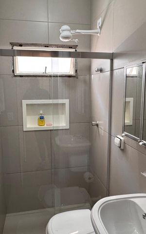 Casa de condomínio para alugar com 1200m², 3 quartos e 4 vagas