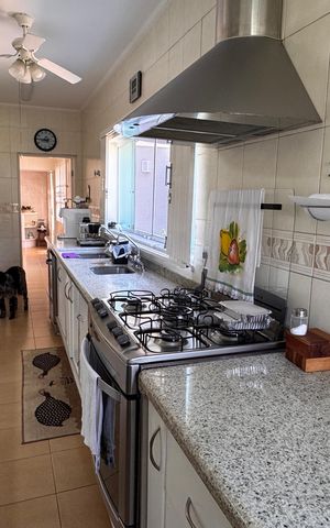 Casa de condomínio para alugar com 1200m², 3 quartos e 4 vagas