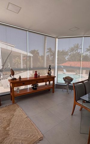 Casa de condomínio para alugar com 1200m², 3 quartos e 4 vagas
