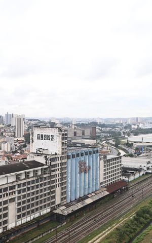 Apartamento à venda com 68m², 2 quartos e 1 vaga Apartamento à venda com 68m², 2 quartos e 1 vagaVista da Suíte