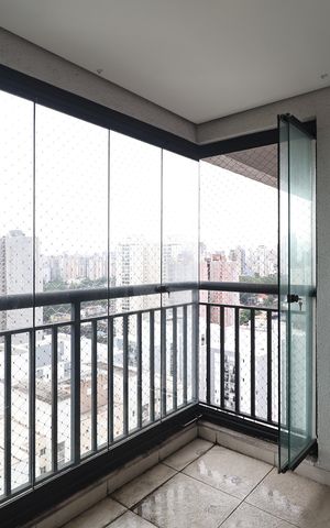 Apartamento à venda com 68m², 2 quartos e 1 vaga Apartamento à venda com 68m², 2 quartos e 1 vagaSacada
