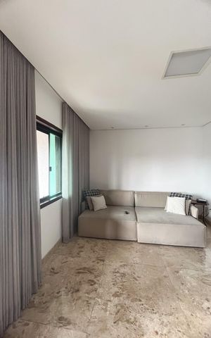 Casa à venda com 400m², 3 quartos e 6 vagas Casa à venda com 400m², 3 quartos e 6 vagasSala
