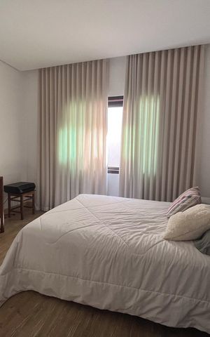Casa à venda com 400m², 3 quartos e 6 vagas Casa à venda com 400m², 3 quartos e 6 vagasQuarto