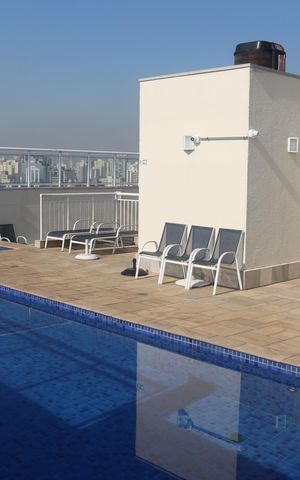 Apartamento para alugar com 70m², 2 quartos e 2 vagasÁrea comum - Piscina