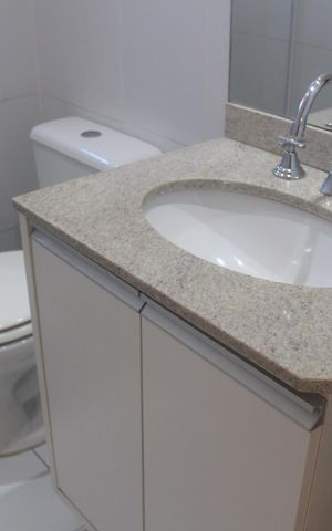 Apartamento para alugar com 70m², 2 quartos e 2 vagasBanheiro