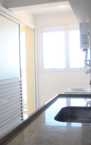 Apartamento para alugar com 70m², 2 quartos e 2 vagasCozinha