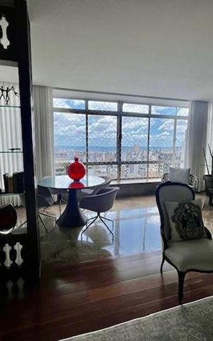Apartamento para alugar com 340m², 4 quartos e 3 vagasSala