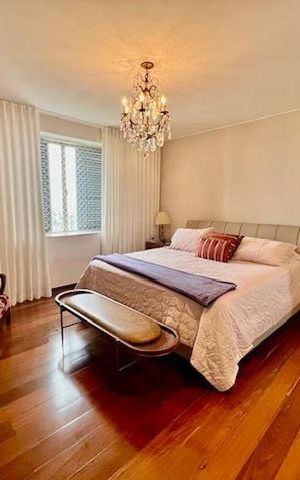 Apartamento para alugar com 340m², 4 quartos e 3 vagasQuarto