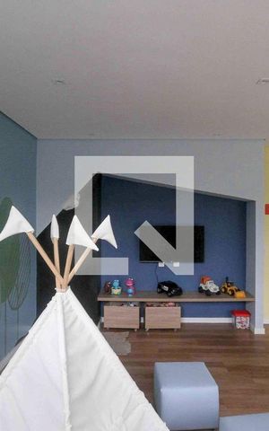Apartamento para alugar com 41m², 2 quartos e 1 vaga Apartamento para alugar com 41m², 2 quartos e 1 vagaPlayground