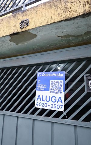 Casa para alugar com 70m², 2 quartos e 1 vagaFachada