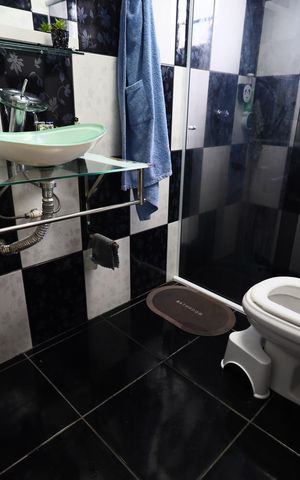 Casa para alugar com 70m², 2 quartos e 1 vagaBanheiro