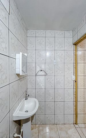 Casa para alugar com 75m², 2 quartos e sem vagaBanheiro