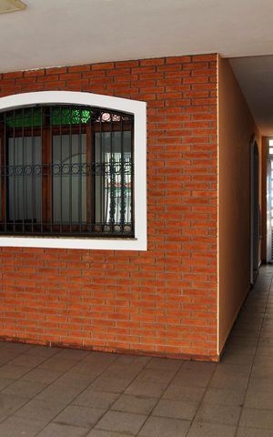 Casa para alugar com 200m², 2 quartos e 2 vagas Casa para alugar com 200m², 2 quartos e 2 vagasGaragem