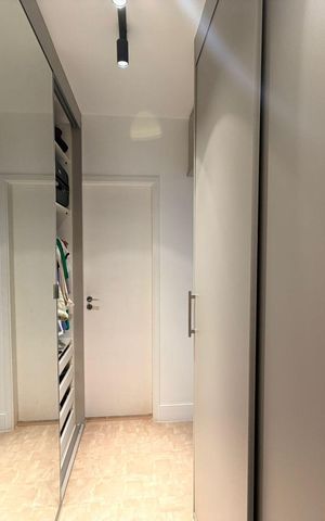 Apartamento à venda com 126m², 3 quartos e 2 vagas Apartamento à venda com 126m², 3 quartos e 2 vagasCorredor
