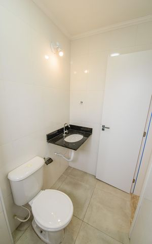 Apartamento para alugar com 69m², 2 quartos e 1 vaga Apartamento para alugar com 69m², 2 quartos e 1 vagaBanheiro da Suíte 1