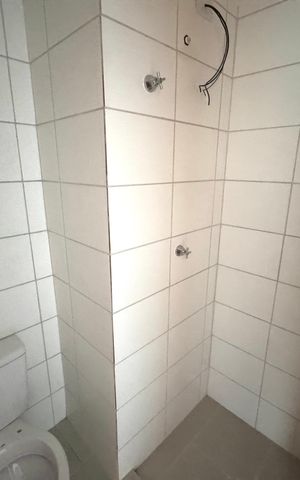 Apartamento à venda com 36m², 2 quartos e 1 vaga Apartamento à venda com 36m², 2 quartos e 1 vagaBanheiro
