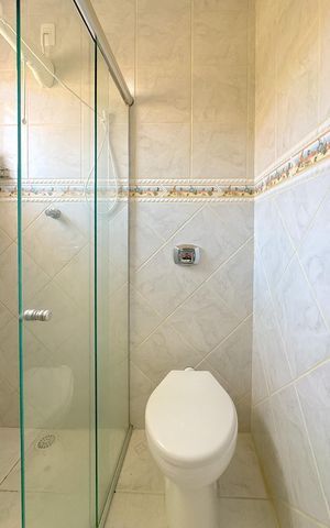 Casa para alugar com 106m², 2 quartos e 2 vagasBanheiro 1