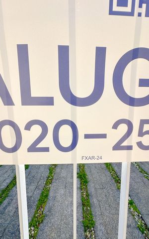 Casa para alugar com 106m², 2 quartos e 2 vagasPlaquinha