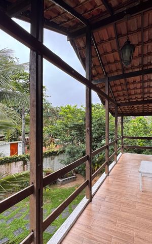 Apartamento à venda com 326m², 3 quartos e 4 vagas Apartamento à venda com 326m², 3 quartos e 4 vagasVaranda