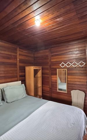 Apartamento à venda com 326m², 3 quartos e 4 vagas Apartamento à venda com 326m², 3 quartos e 4 vagasQuarto 1