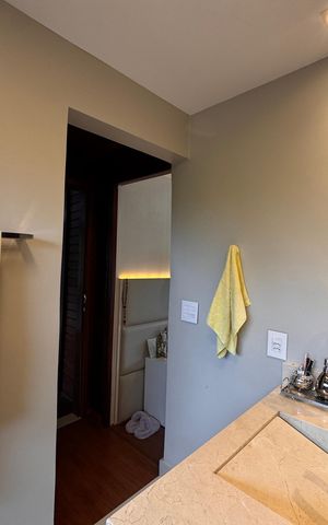 Apartamento à venda com 326m², 3 quartos e 4 vagas Apartamento à venda com 326m², 3 quartos e 4 vagasSuíte - Banheiro