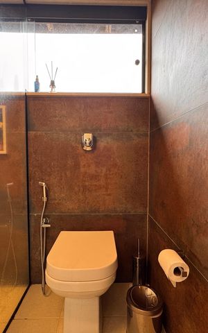 Apartamento à venda com 326m², 3 quartos e 4 vagas Apartamento à venda com 326m², 3 quartos e 4 vagasSuíte - Banheiro