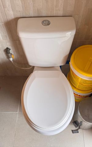 Apartamento à venda com 326m², 3 quartos e 4 vagas Apartamento à venda com 326m², 3 quartos e 4 vagasÁrea externa - Lavabo