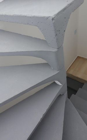 Casa para alugar com 180m², 3 quartos e 1 vagaEscada
