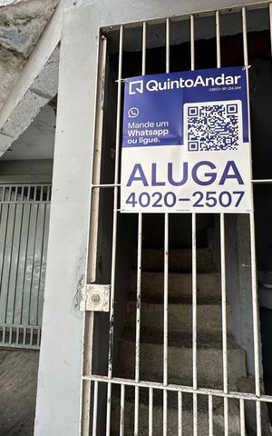 Casa para alugar com 82m², 2 quartos e sem vaga Casa para alugar com 82m², 2 quartos e sem vagaFachada