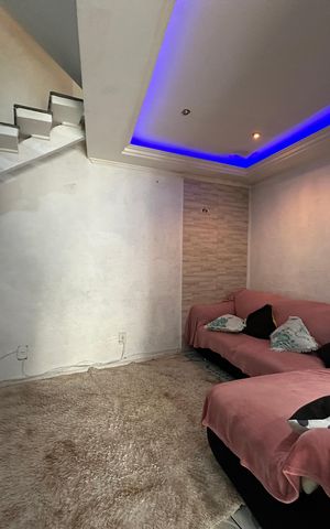 Casa para alugar com 82m², 2 quartos e sem vaga Casa para alugar com 82m², 2 quartos e sem vagaSala