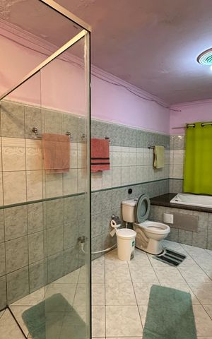 Casa para alugar com 82m², 2 quartos e sem vaga Casa para alugar com 82m², 2 quartos e sem vagaBanheiro