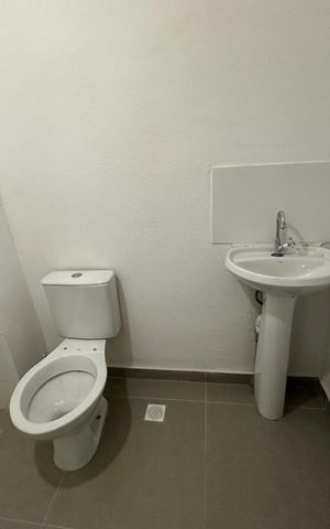 Apartamento à venda com 59m², 2 quartos e 1 vagaBanheiro Social