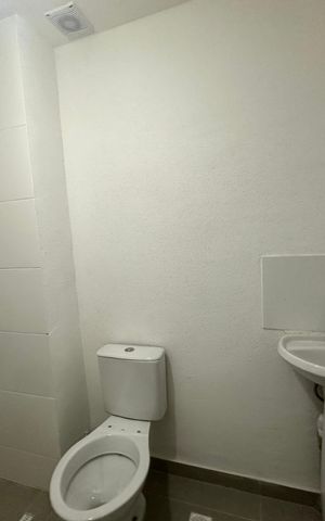 Apartamento à venda com 59m², 2 quartos e 1 vagaBanheiro Social