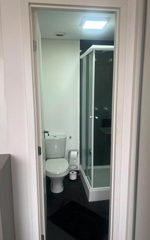 Studio para alugar com 33m², 1 quarto e 1 vaga Studio para alugar com 33m², 1 quarto e 1 vagaBanheiro