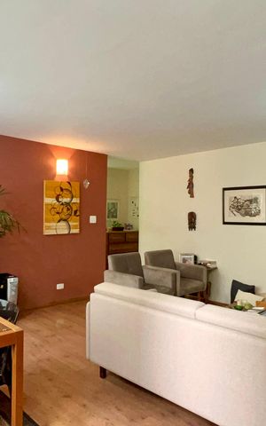 Apartamento à venda com 117m², 3 quartos e 1 vaga Apartamento à venda com 117m², 3 quartos e 1 vagaSala
